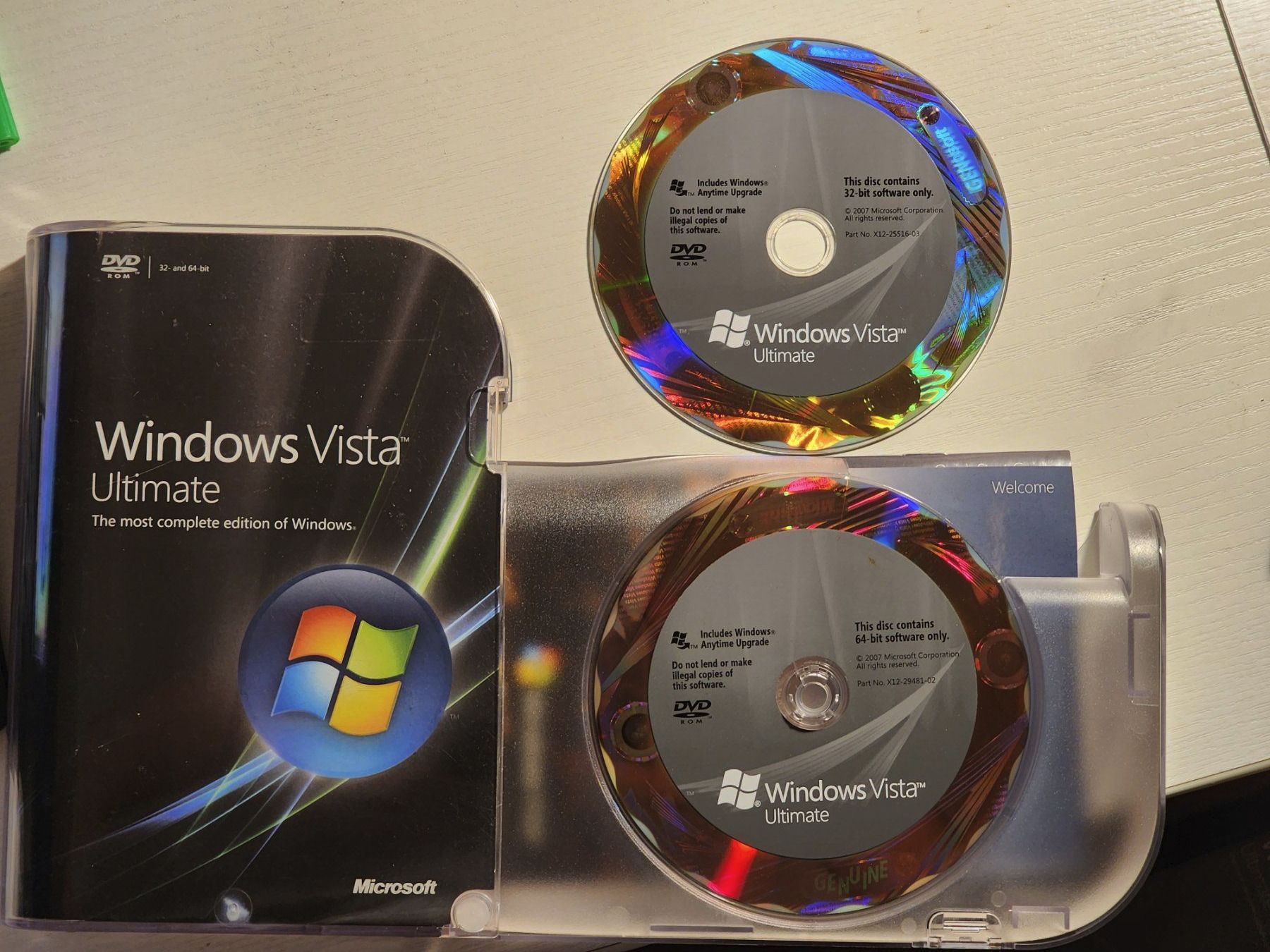 Microsoft Software: Windows Vista Ultimate 32 + 64 Bit – Gebraucht aus Siebnen von