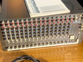 Mackie LM-3204 Rackmischer