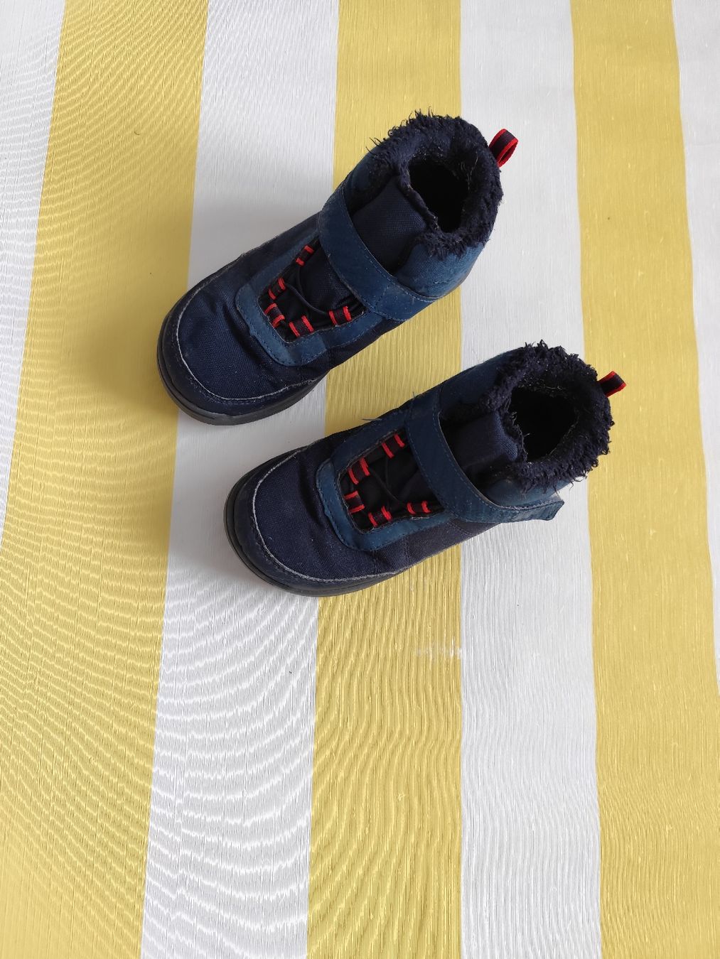 Herrenschuhe: Wasserdichte Stiefel. Gr. 32 – Gebraucht aus Widen von isa_zz9b