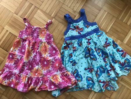 2 Sommer Kleidchen Grösse 86/92 - Porto 3.40