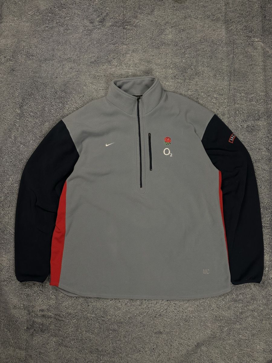 Nike Maglioni & Felpe: Nike England Rugby Fleece Pullover Grau  – Usato da Luzern venduto da 041Vintage