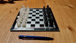 Magnifique jeu d'échecs / Prächtiges Schachspiel  / Chess