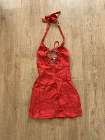Robe dos nu rouge pull & bear