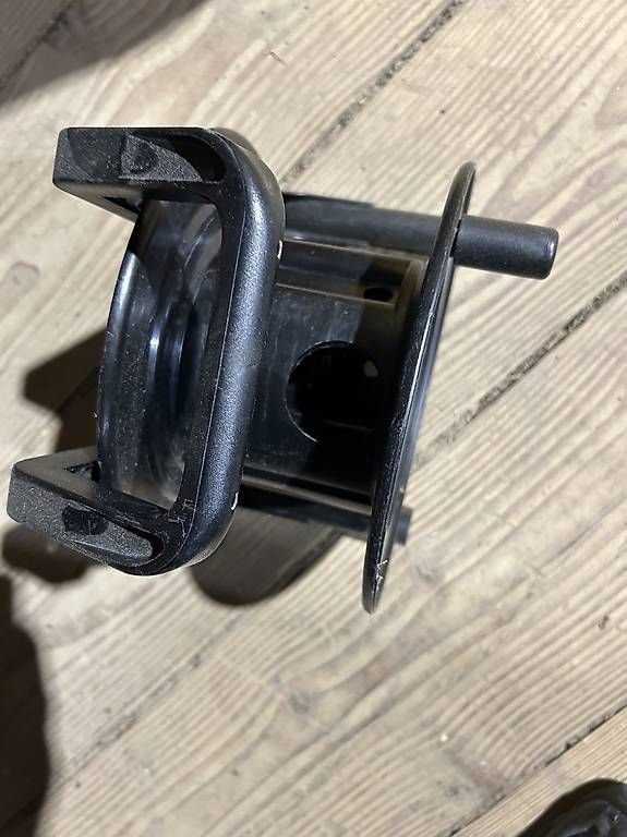 Cavi: Kabelaufroller – Usato da Weissbad venduto da Usw63 3