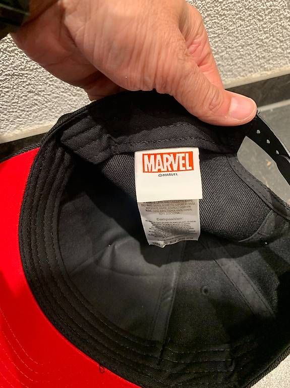 Chapeaux, bonnets & casquettes: Baseball Cap Marvel – D'occasion à Uttigen par Bartolin78 2
