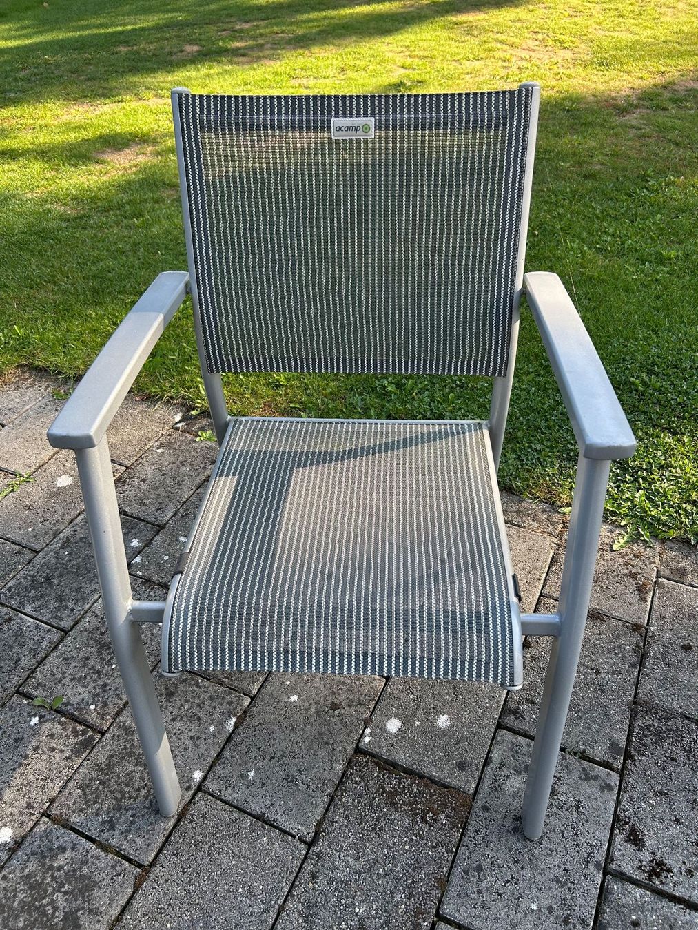 Chaises: 4 Gartenstühle stapelbar – D'occasion à Münchwilen TG par Ma-clean 1
