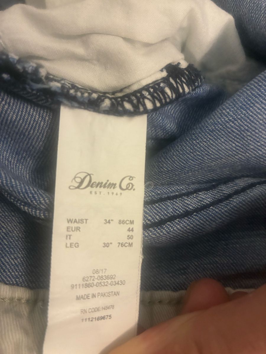 Jeans: Jeans Denim Co.hellblau, neuwertig! – Gebraucht aus Adliswil von Datty 2