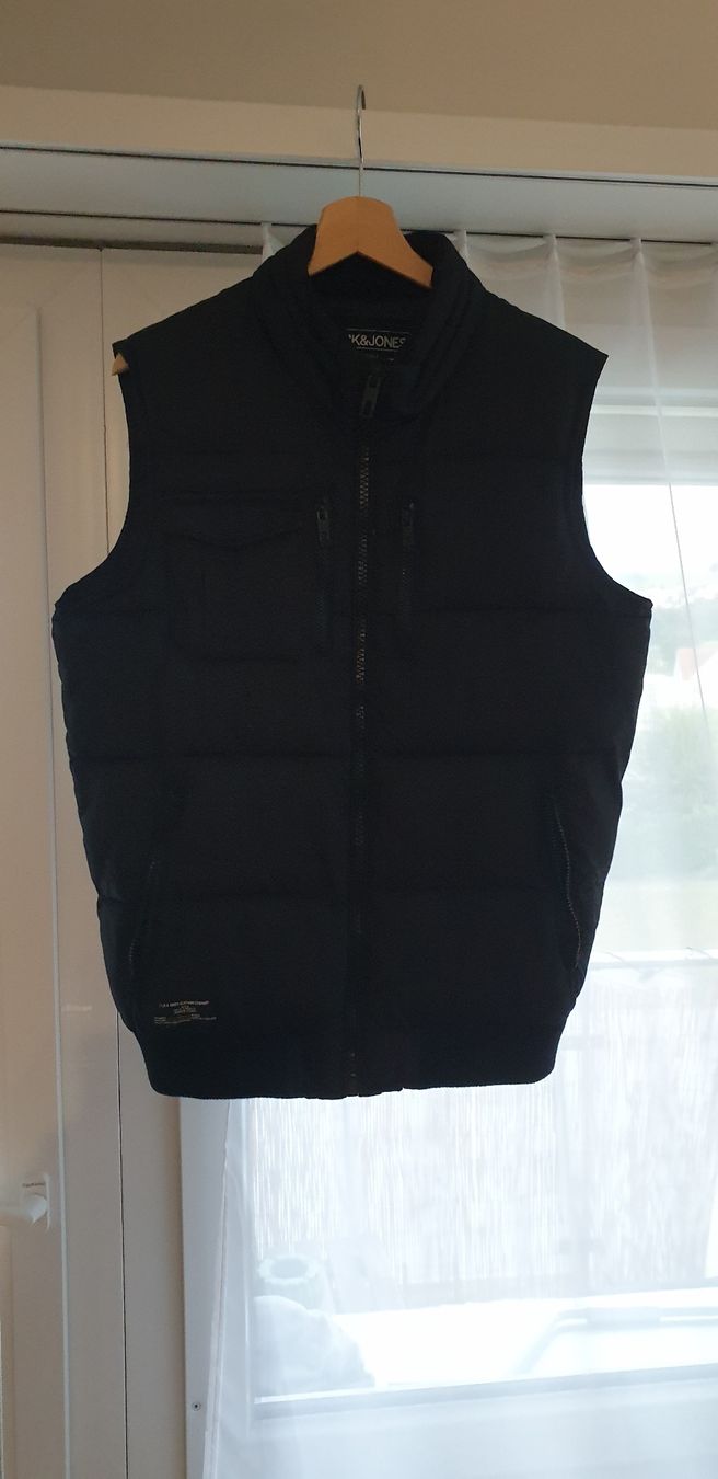 Gilet & Giacche: Gilet weste jack&Jones  grösse M – Usato da Richterswil venduto da Bardock0124 2