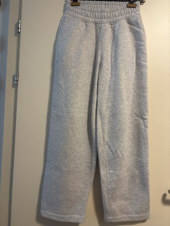 Sporthose grau Grösse 34 guter Zustand (Z)
