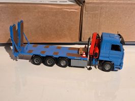 Scania 143E Baumaschinentaxi Umbau Tekno 1:50