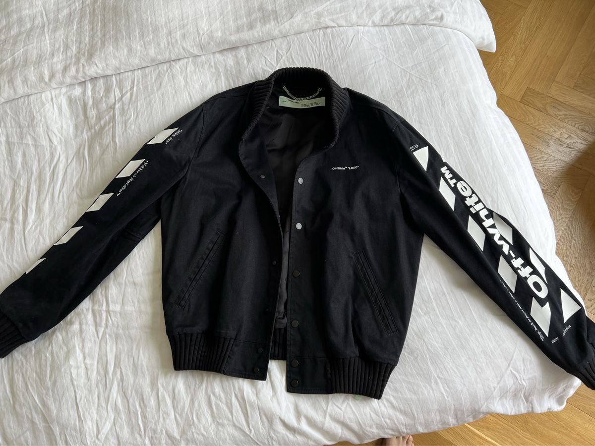 Off-White Jacken: Off-white veste – Neu (gemäss Beschreibung) aus Villars-sur-Ollon von bab_fy88
