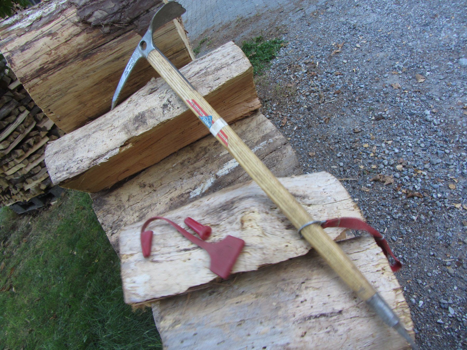 Kletterausrüstungen: Stubai Eispickel – Gebraucht aus Wolfhalden von Quiria68