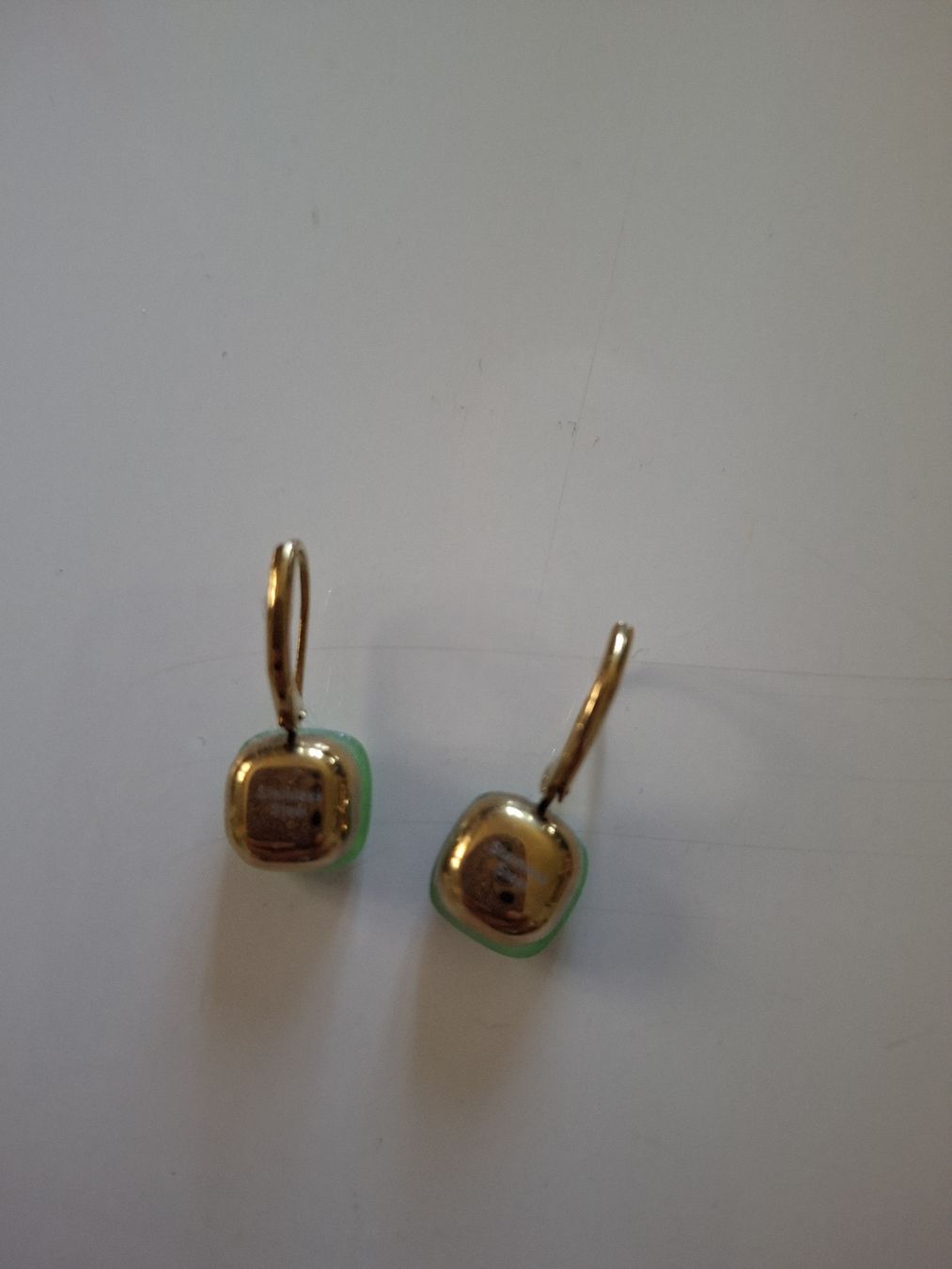 Orecchini pendenti & Orecchini a lobo: Boucles d'oreilles vert tendre  – Usato da Lausanne venduto da Cognitia 2
