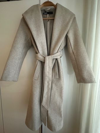 ZARA Soft Wrap Coat – XS/ Light Beige