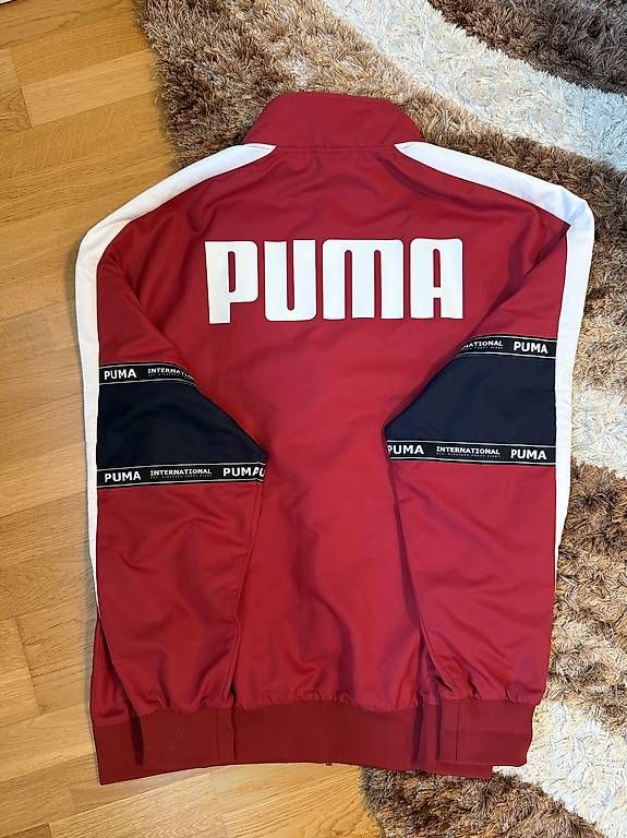 Giacche: Puma Sportjacke Oversized – Usato da Egnach venduto da hrid 1