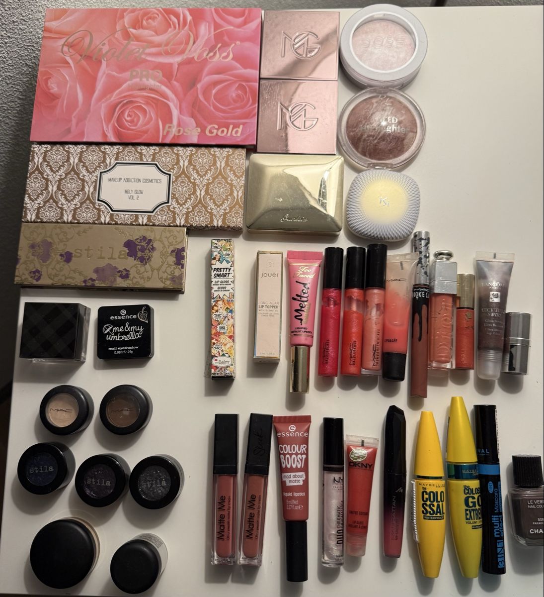 Mac Cosmetics Make-up: Make-up Paket MAC, Dior, stila & co. – Usato da Dübendorf venduto da ser_twb8