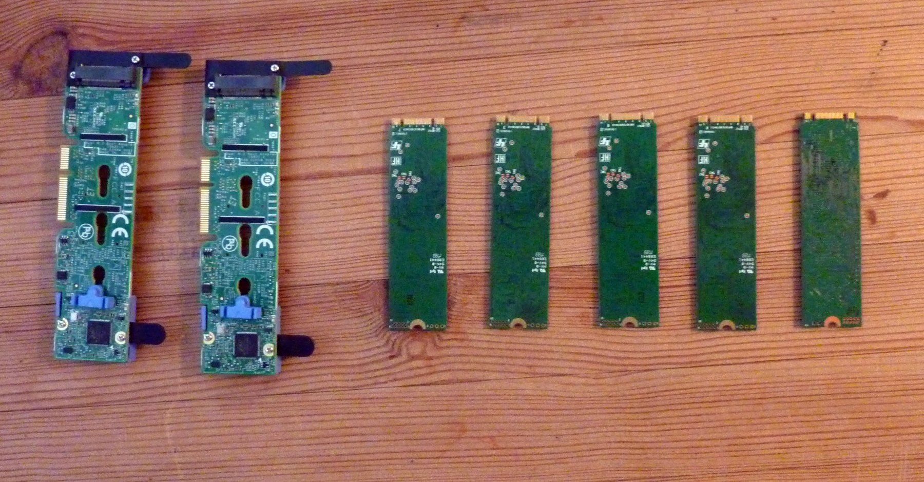 Dischi rigidi: Lot de Disques SSD + Mirror Adapter – Usato da Bern venduto da Dedonegro 1