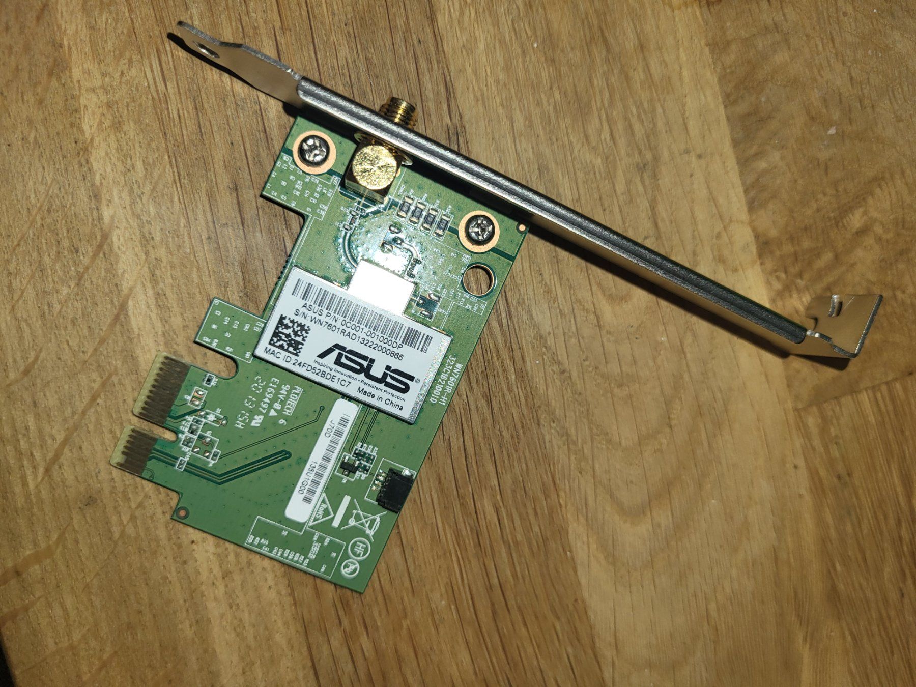 Unità & Adattatore: ASUS Wi-Fi Card WN7601R - PCIe – Usato da Buchs SG venduto da cap_qnl6