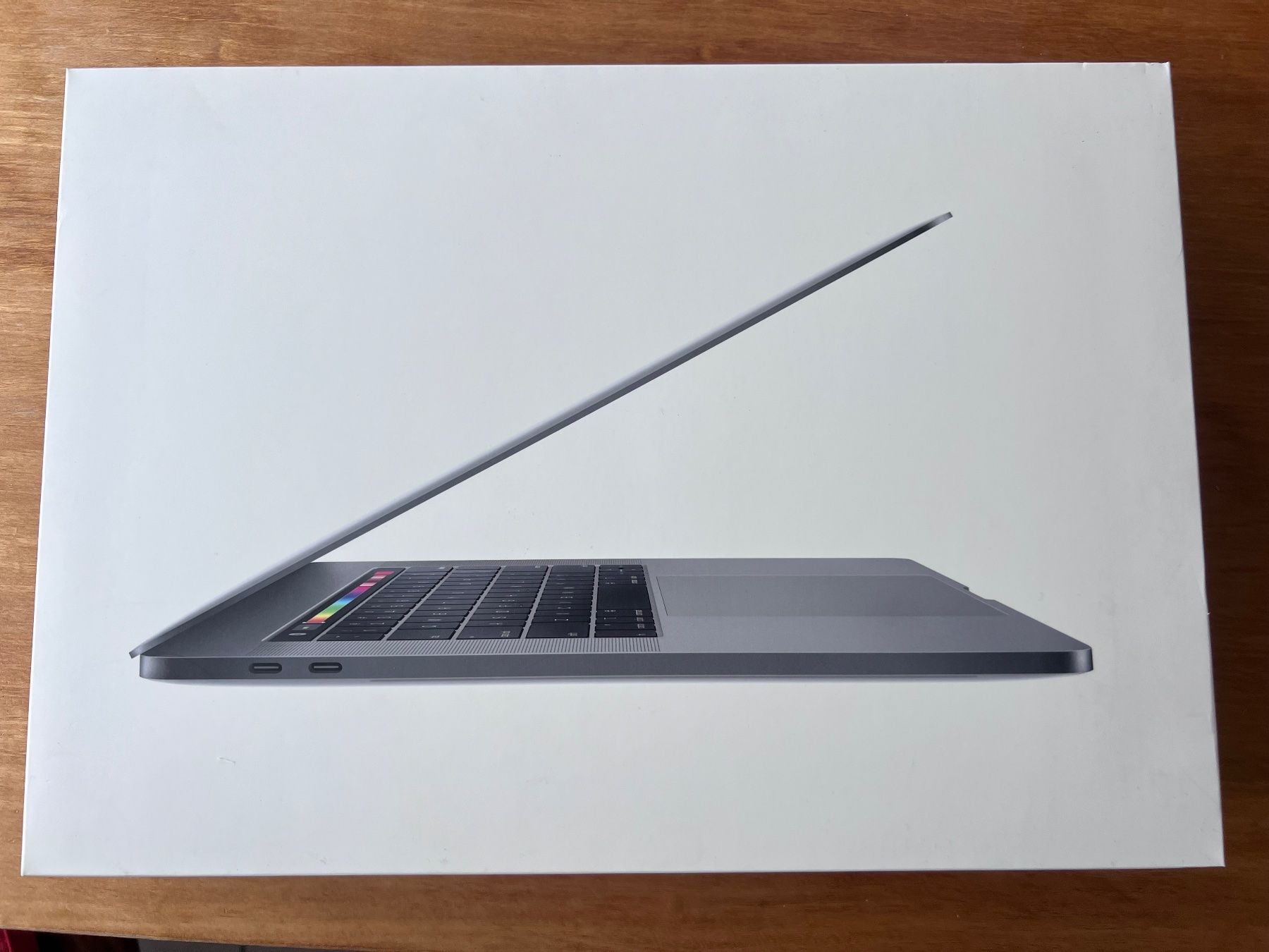 Apple Notebooks: 15,4" MacBookPro 2019 – Gebraucht aus Zürich von ciaostuffy 1