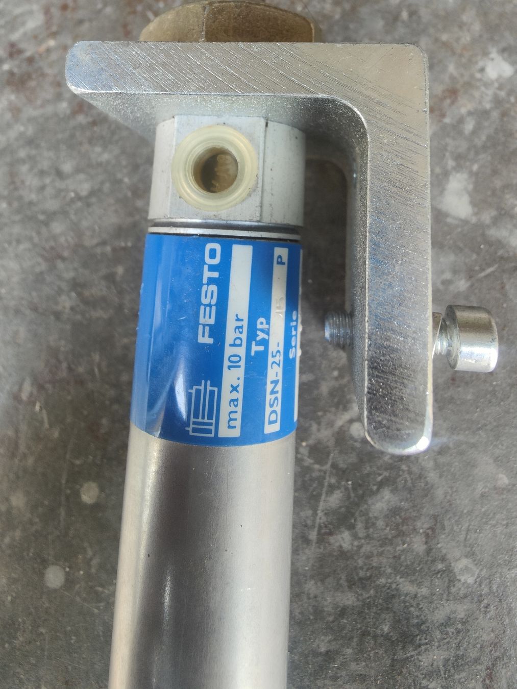 Festo Altri prodotti elettronici: Festo Hubzylinder DSN 25 – Nuovo (secondo la descrizione) da Oberentfelden venduto da Freeride2 1