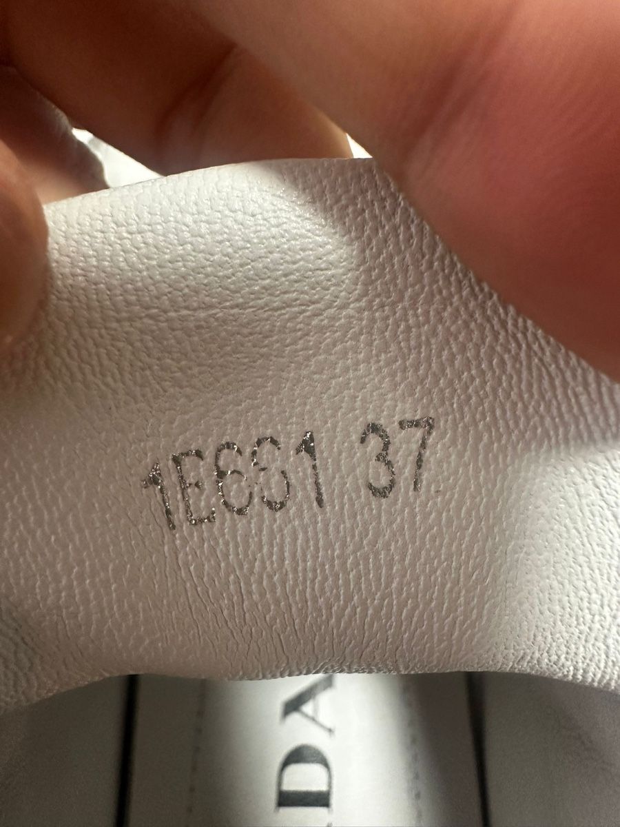 Prada Scarpe da uomo: Prada Sneaker – Usato da Wil Sg venduto da emi_2mfd 3