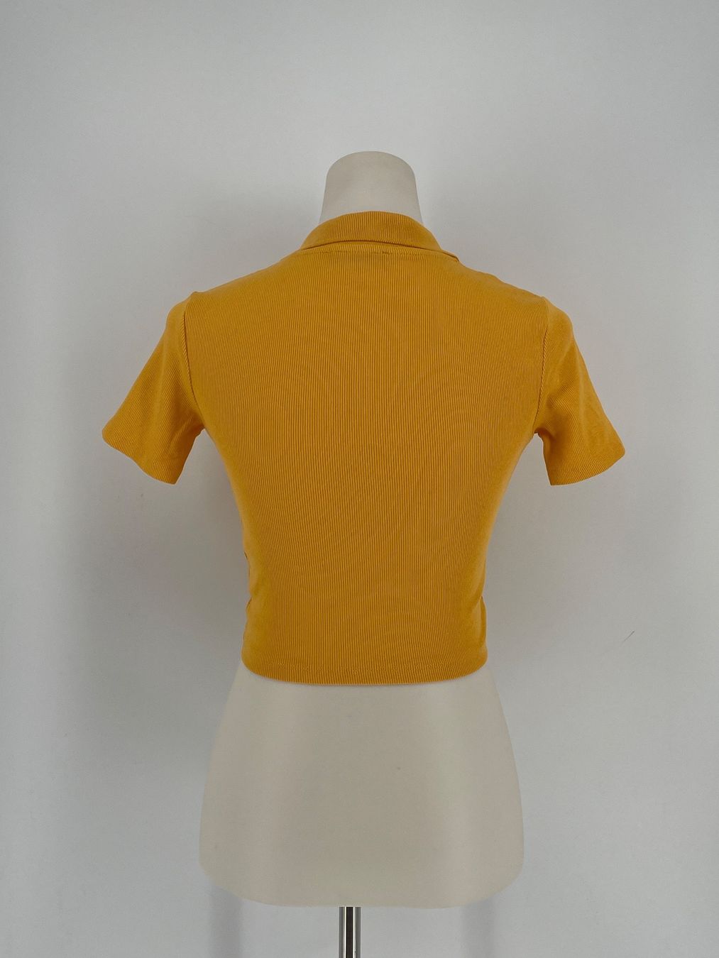 Zara T-shirt: Crop Shirt Gr. S Zara – Usato da Auenstein venduto da moin. 3