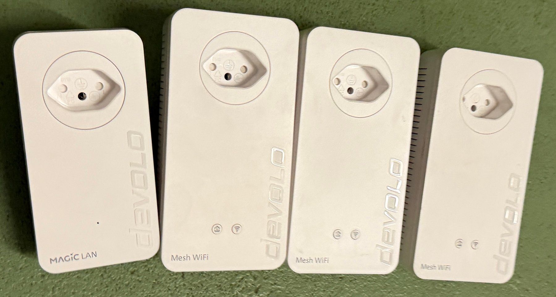 Devolo Wlan: Devolo Magic 2 Wlan Lan – Gebraucht aus Hergiswil NW von feecaesar01