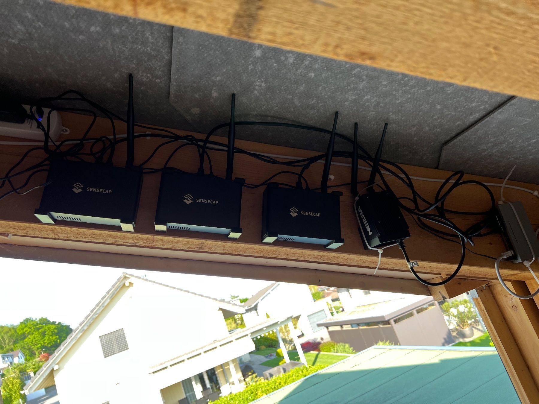 Coin Miner: Helium Miner mit 8dbi antennen – Gebraucht aus Selzach von Pascal12.10 1