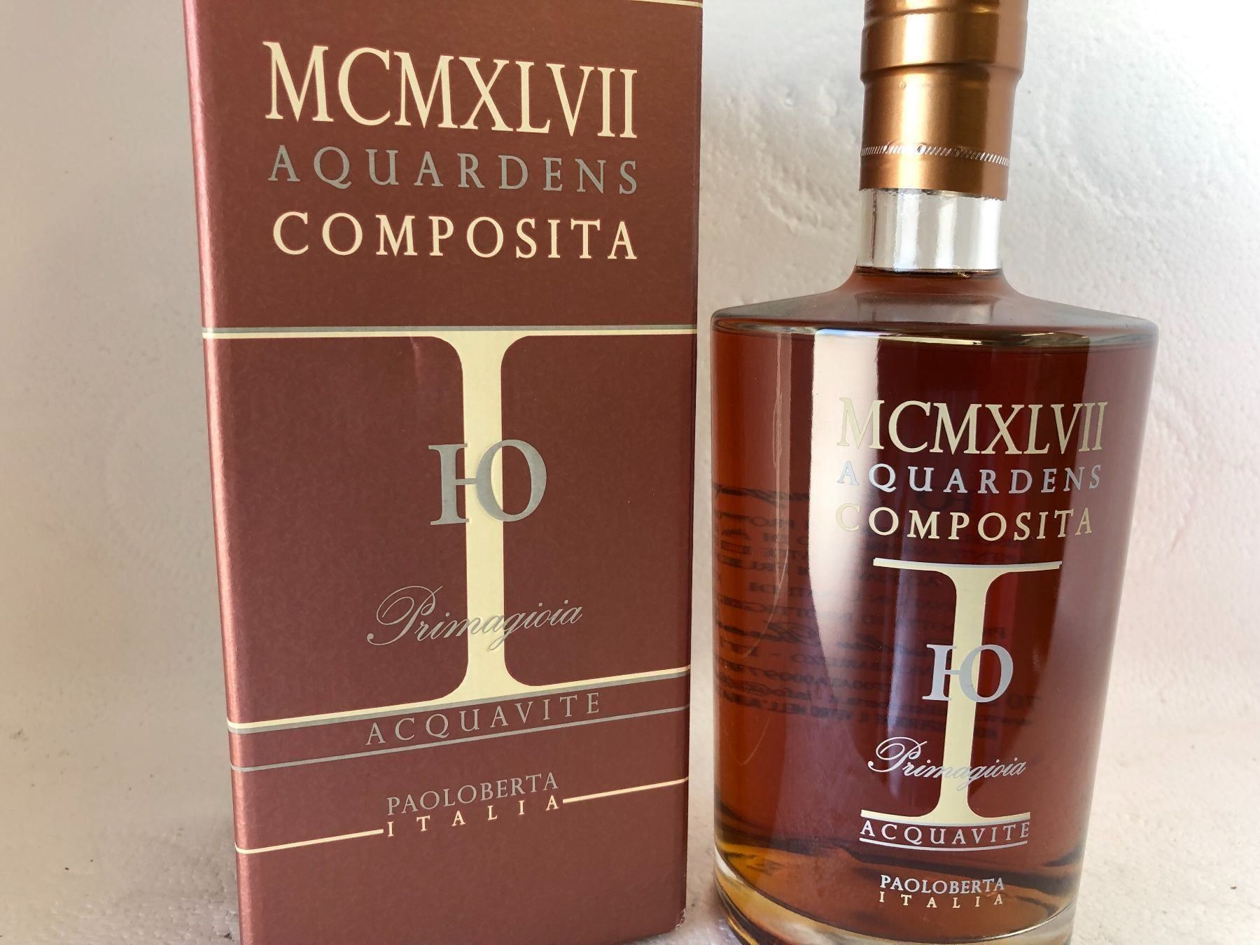 Berta Bevande alcoliche: Grappa Berta Acquavite Composita P. Berta 44% – Nuovo e nell'imballaggio originale da Wöschnau venduto da Vinsale 1
