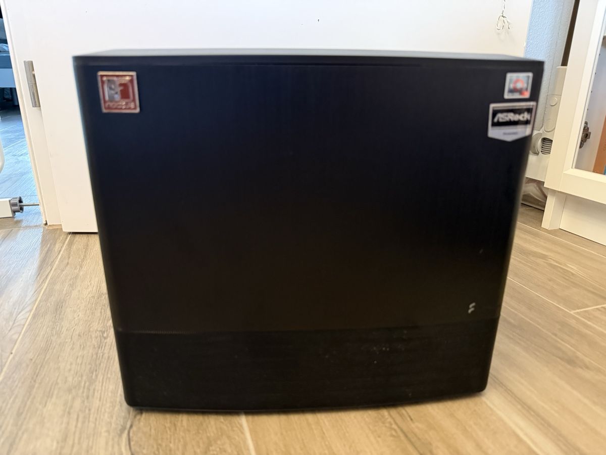 Fractal Gehäuse: Fractal Node 804 / PC / Sever / Gehäuse – Neu (gemäss Beschreibung) aus Oberglatt ZH von Weeman007