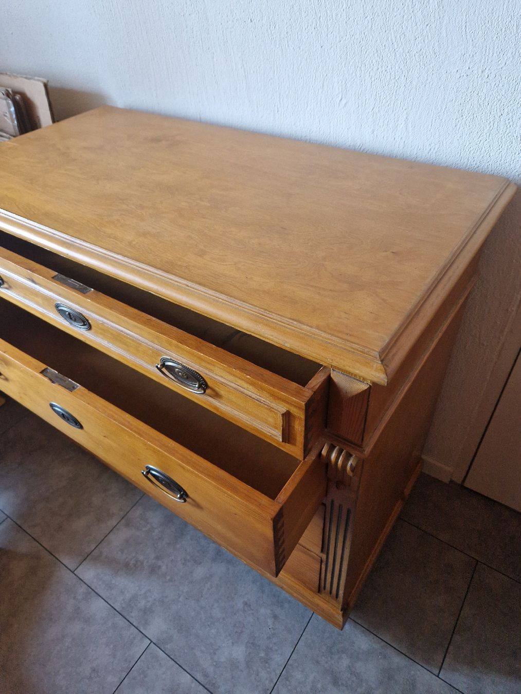Commodes: Kommode antik – D'occasion à Zufikon par Ngigi 1