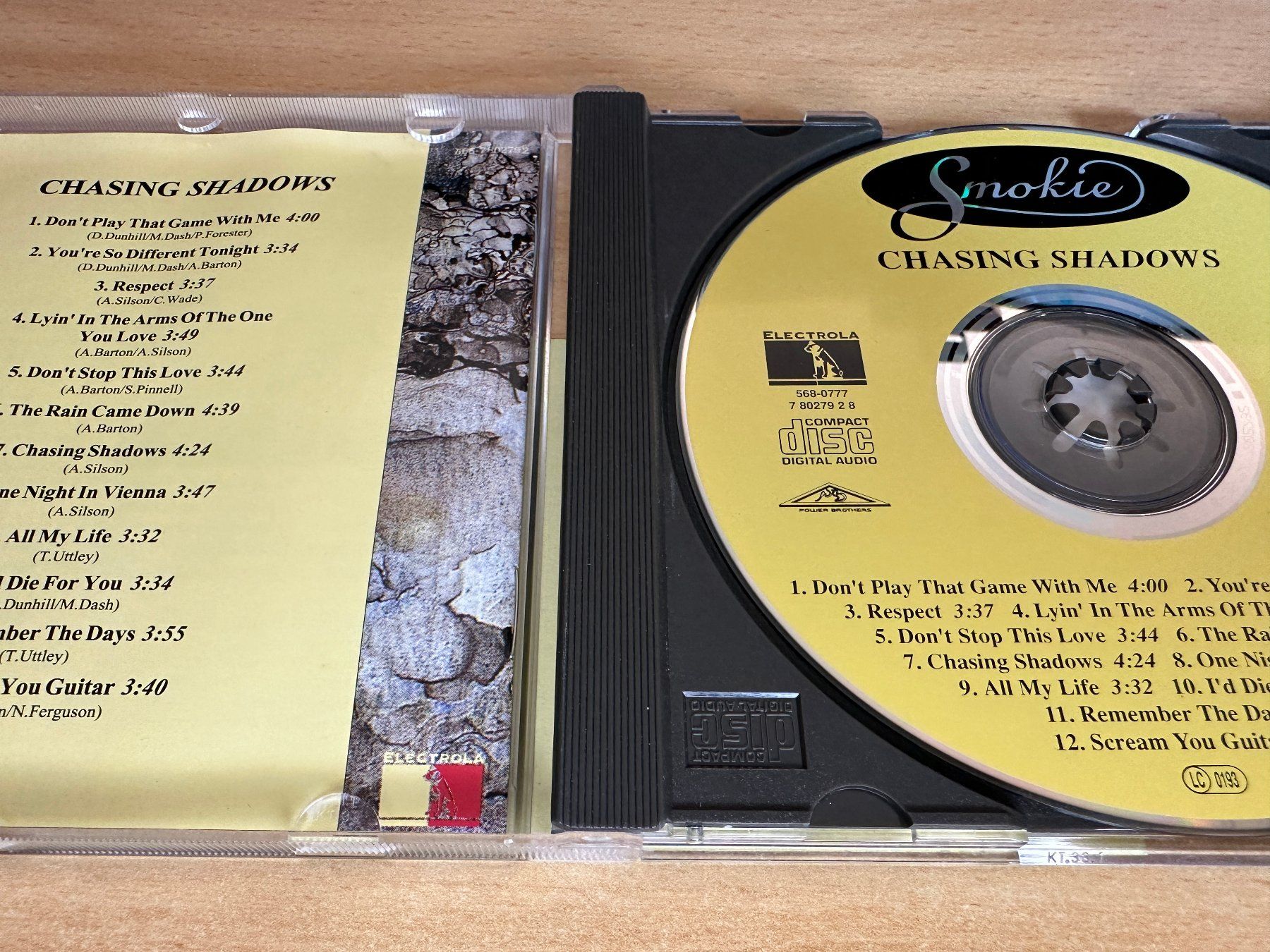 CD: Smokie – Chasing Shadows – Usato da Rikon im Tösstal venduto da Alpenmutz 2