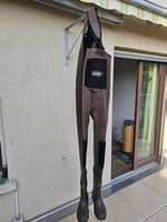 Fischerlatzhose mit Stiefeln integriert 