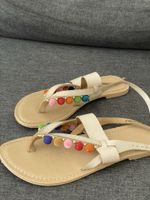 Topshop Sandale Echtleder mit bunten Pompons, Gr. 37