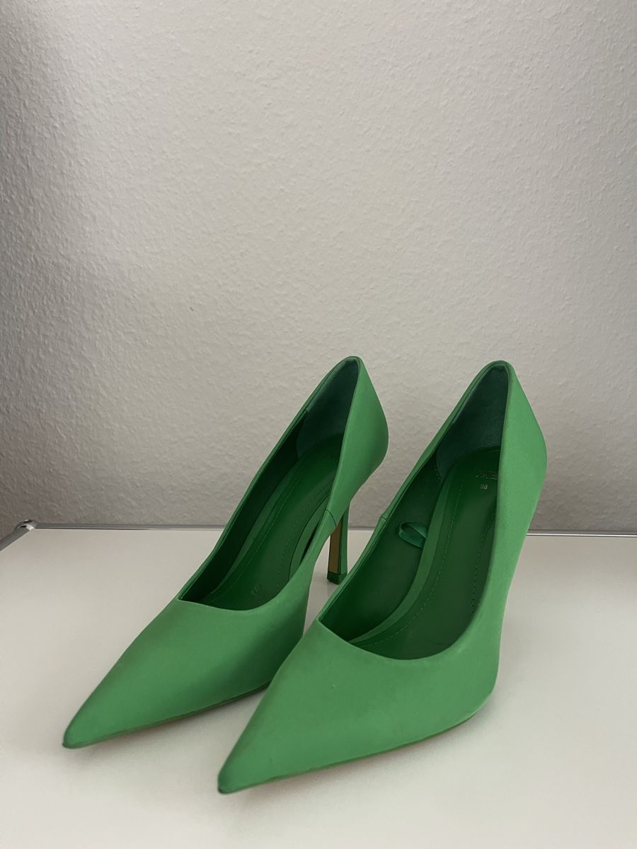 Zara Scarpe da donna: ZARA Pumps grün Grösse 38 – Nuovo (secondo la descrizione) da Adliswil venduto da fabienne1234567 1
