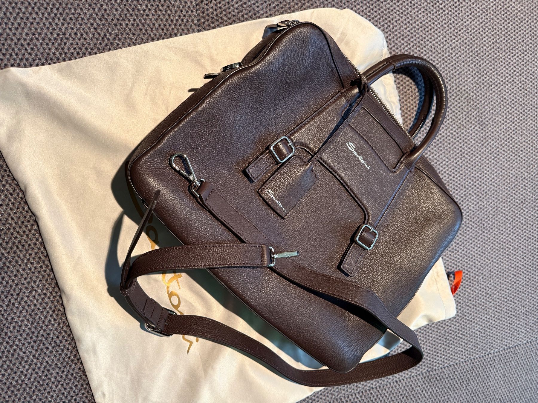 Santoni Borse: SANTONI Document / Computer Bag Color: Brown  € 1.590,00 – Nuovo (secondo la descrizione) da Unterseen venduto da SONY-CoolGo 1