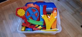 Spielzeug Eisenbahn mit div. Zubehör