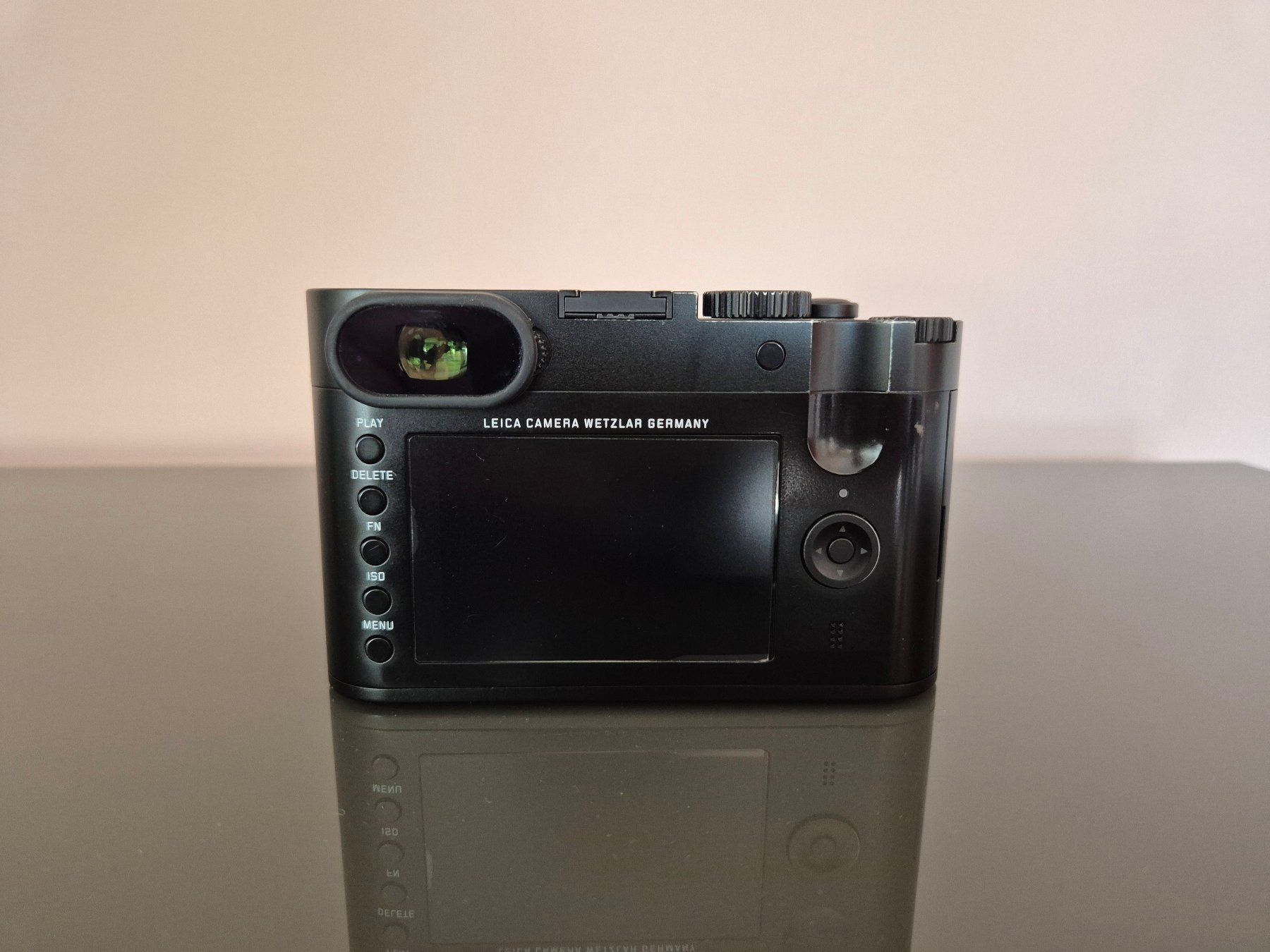 Leica Fotocamera: Leica Q Typ 116 Kamera – Usato da Meggen venduto da Madachan 4