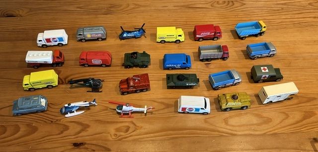 Corgi Toys Modellini d'auto: Modellautos 14 Corgi Juniors / 5 Matchbox mit Box – Usato da Wallisellen venduto da Aurorasun 2