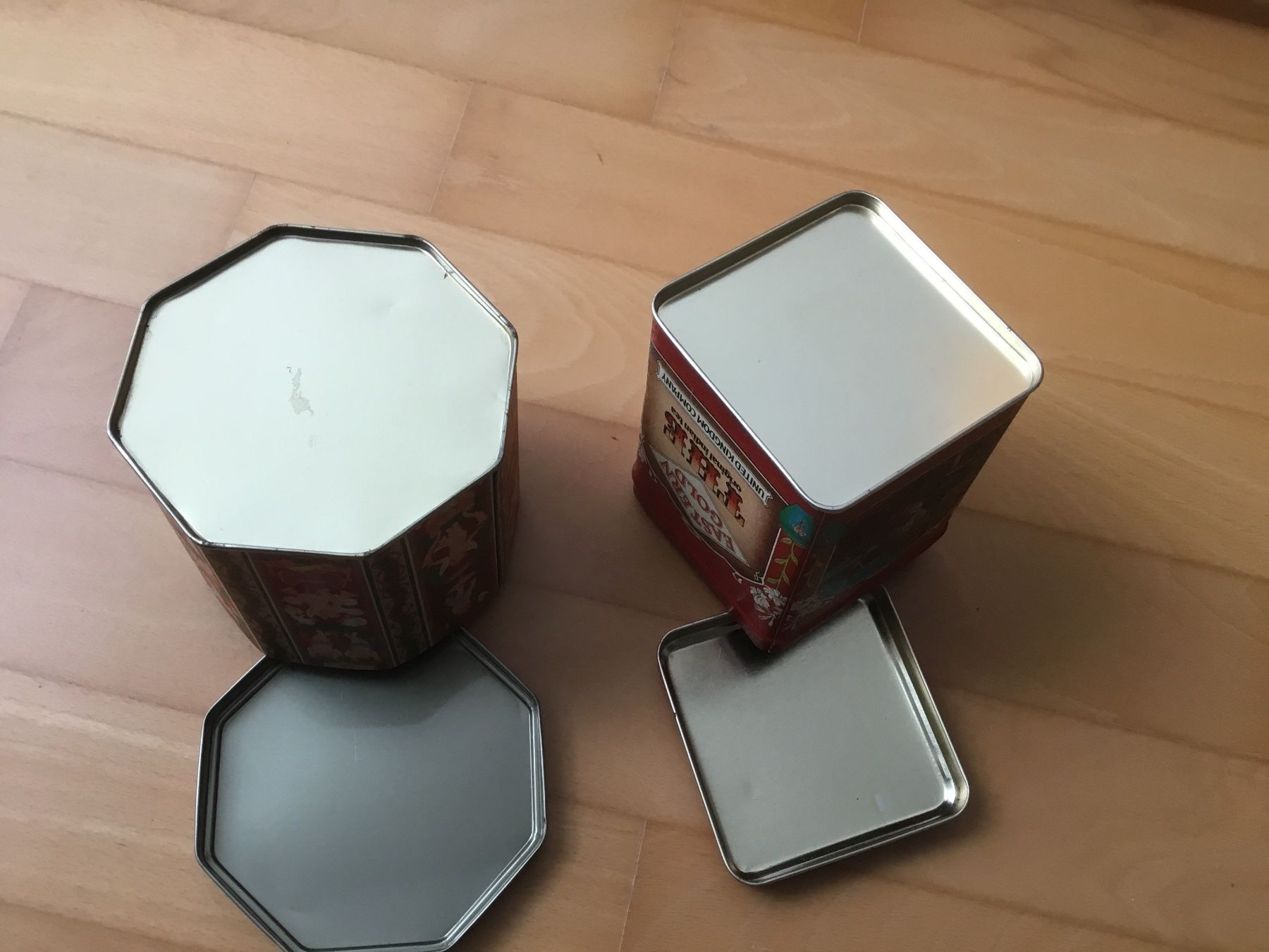 Alle Dekorationen: Zwei Blechdosen Eastern Gold Tea Dekor – Gebraucht aus Kerzers von Georges3210 4