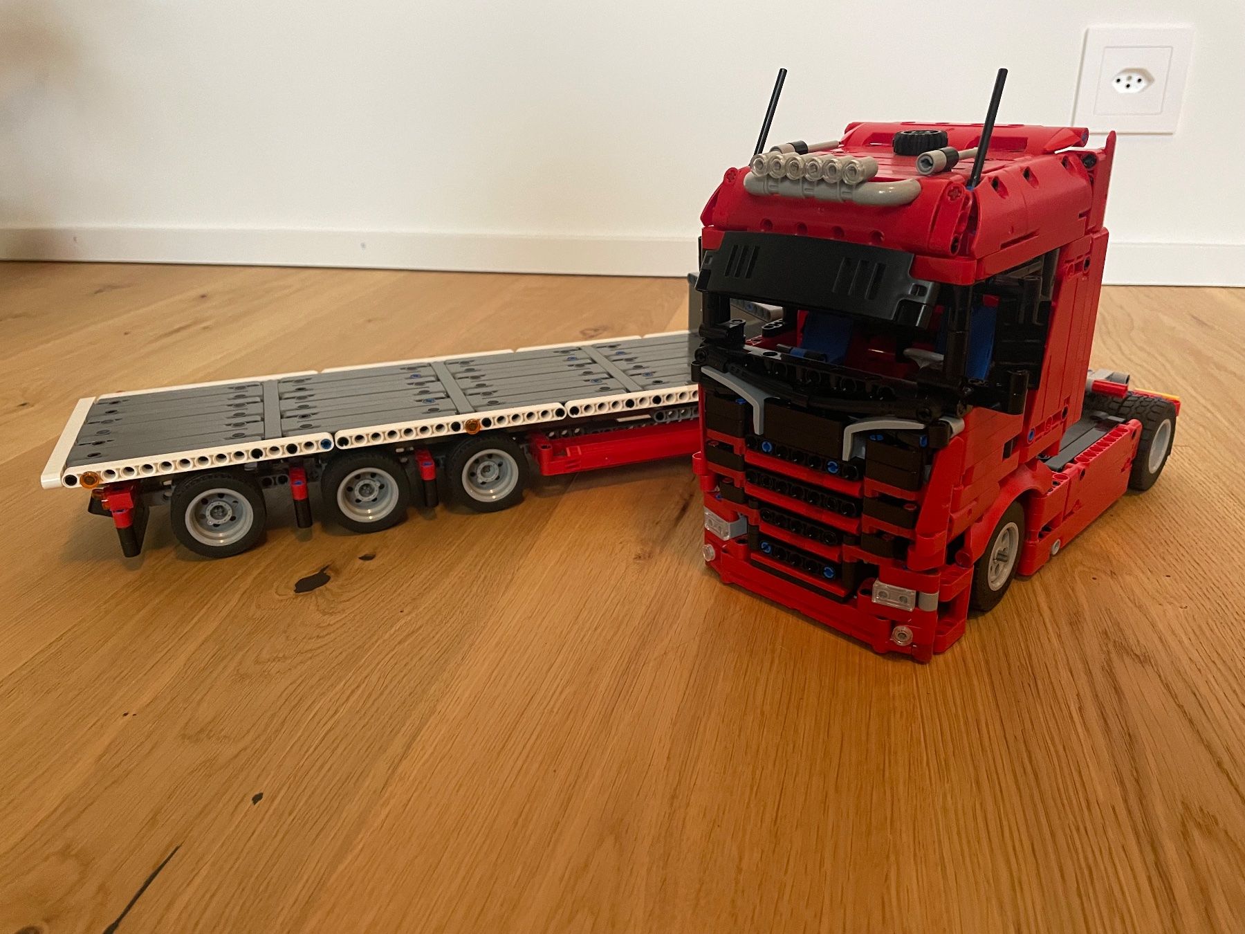 Lego Kit di costruzioni: Lego Technic - Scania Lastwagen & Anhänger – Usato da Salmsach venduto da ram82 9