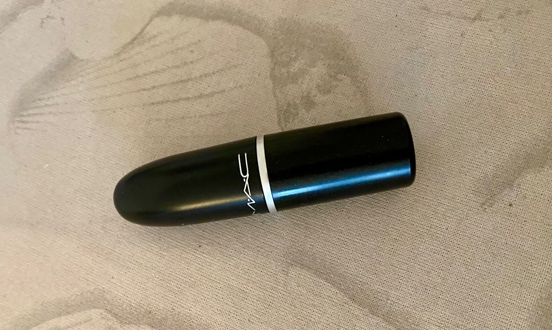 Make-up: Lippenstift von MAC, Neu – Nuovo e nell'imballaggio originale da Zürich venduto da Maria2021 2