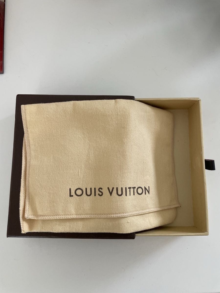 Louis Vuitton Sonstige Dekorationen & Accessoires: Boite et pochon LOUIS VUITTON – Gebraucht aus chez-le-bart von Alec01 3