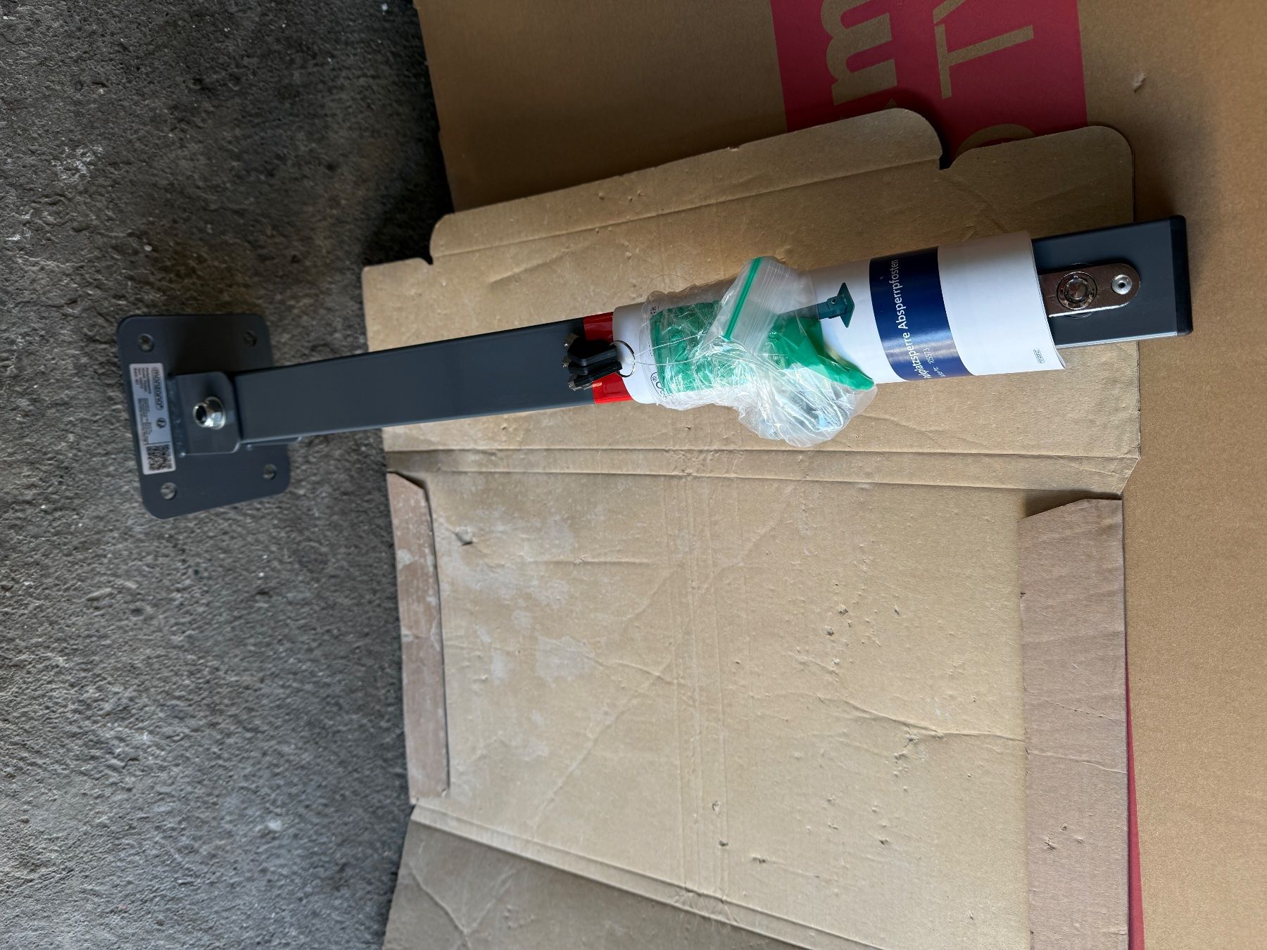 Altro in Decorazioni & Accessori: Absperrpfosten/parking lock/ Parkplatzsperre – Nuovo (secondo la descrizione) da Bern venduto da mystyle_bern