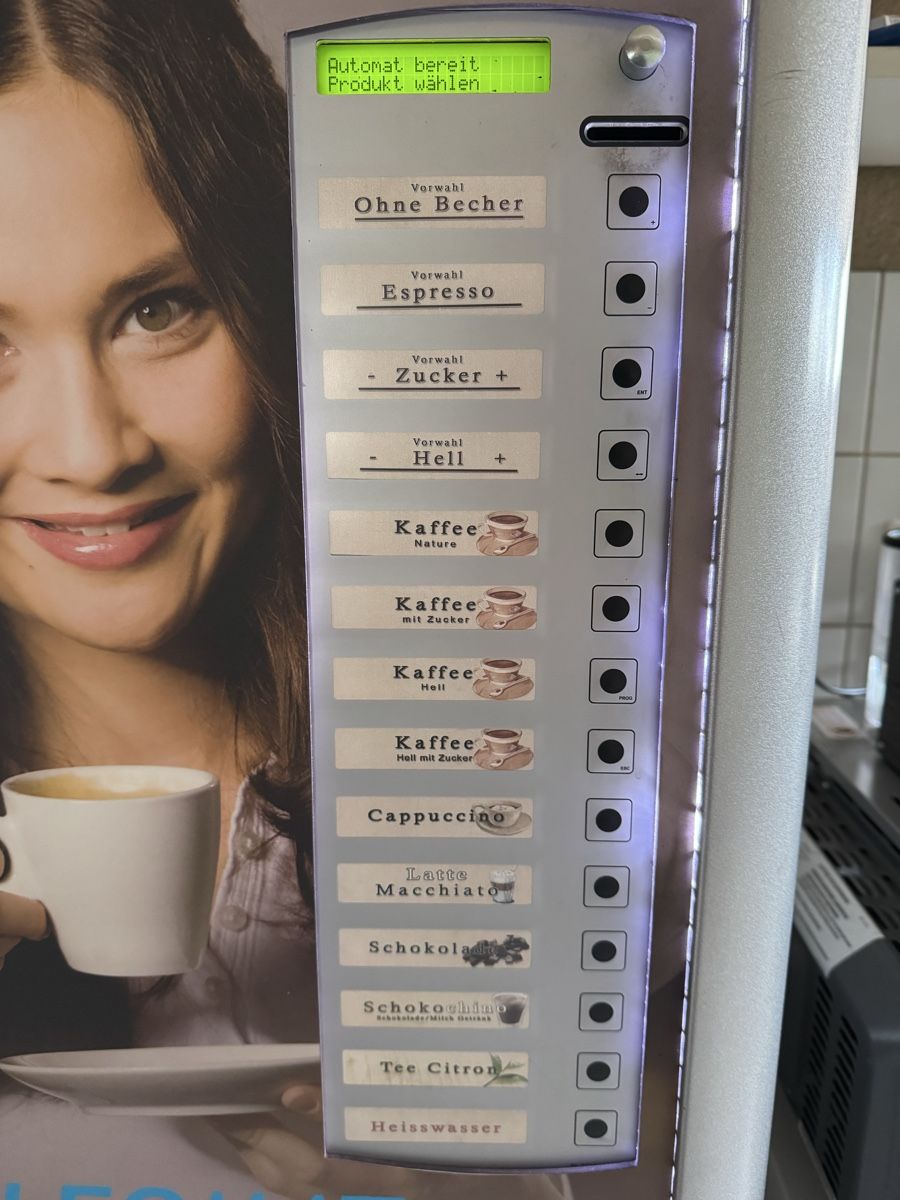 Machines à café & Machines à expresso: Kaffeeautomat – D'occasion à Heerbrugg par Fazzo2000 1