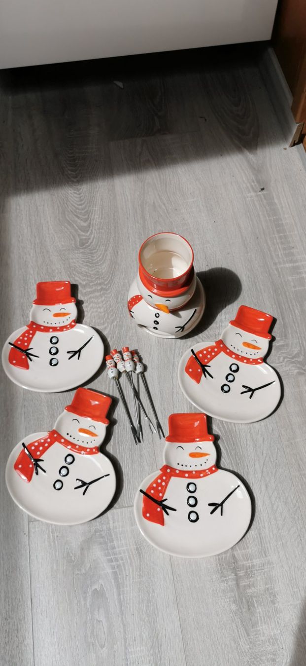 Set di piatti: Schoggifondue Sett – Usato da Wyssachen venduto da Soenne
