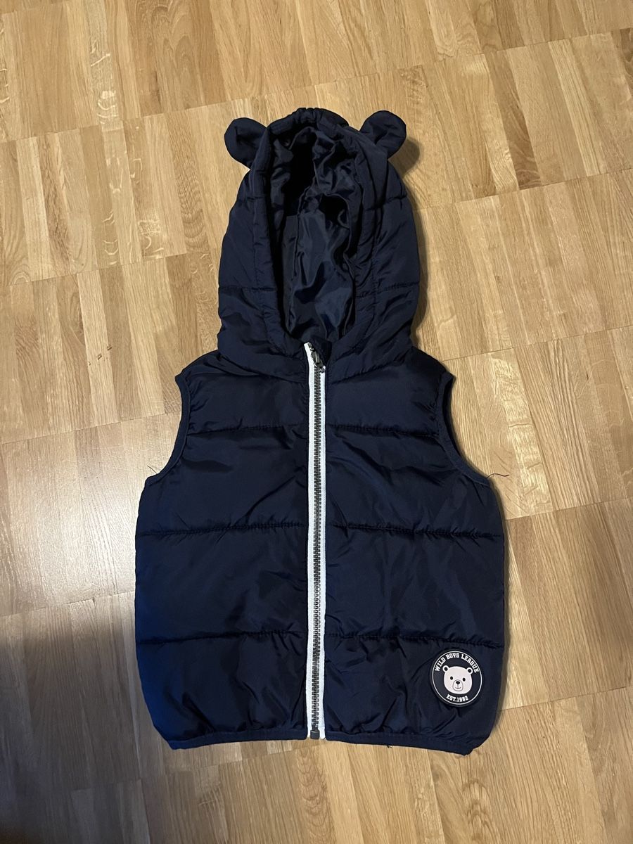 Altro abbigliamento per bambino: Boys Gilet Gr. 92 – Difettoso da Zollikerberg venduto da LLV