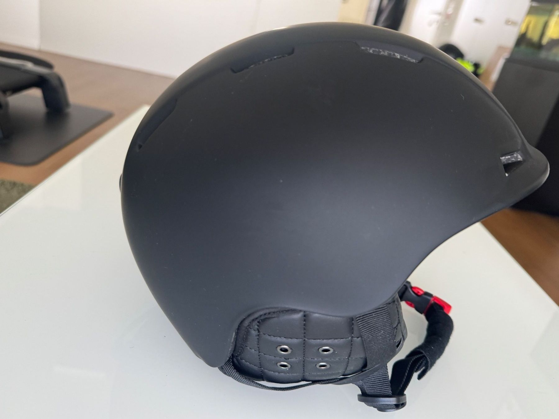 Caschi: Stuf Basic Pro Ski & Snowboard Helm - Size S (50-54cm) - NEU – Usato da Sursee venduto da k12g223 3