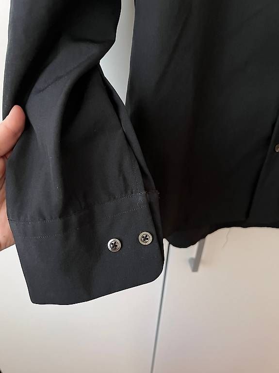 Camicie: Chemise noire, taille 38/15 – Usato da Lausanne venduto da sugarplumfairy 2
