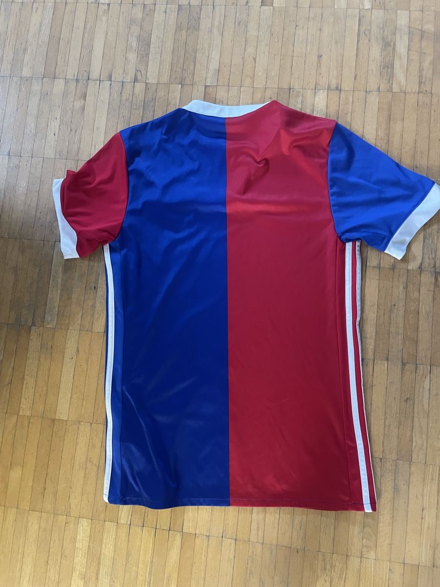 FC Basel Canottiere & Pantaloni: FCB FC Basel Trikot – Usato da Stäfa venduto da Phphch 3
